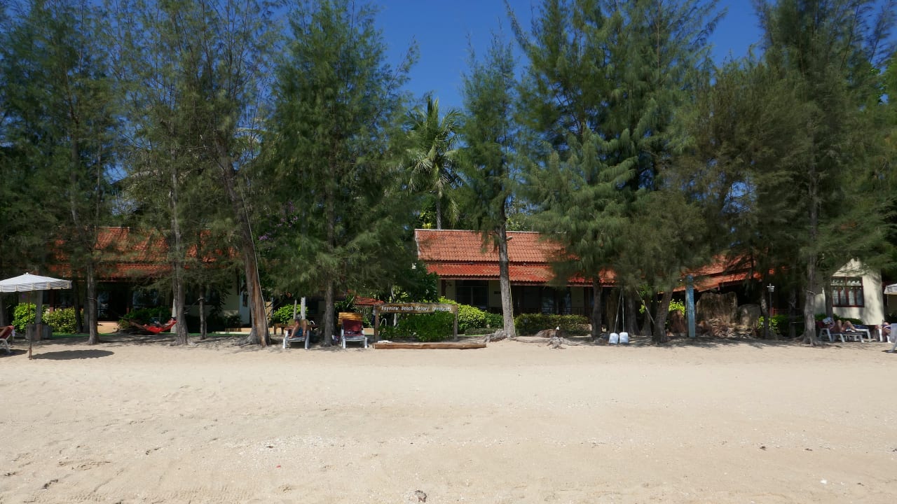 Strand Hotel Bayview Beach Resort