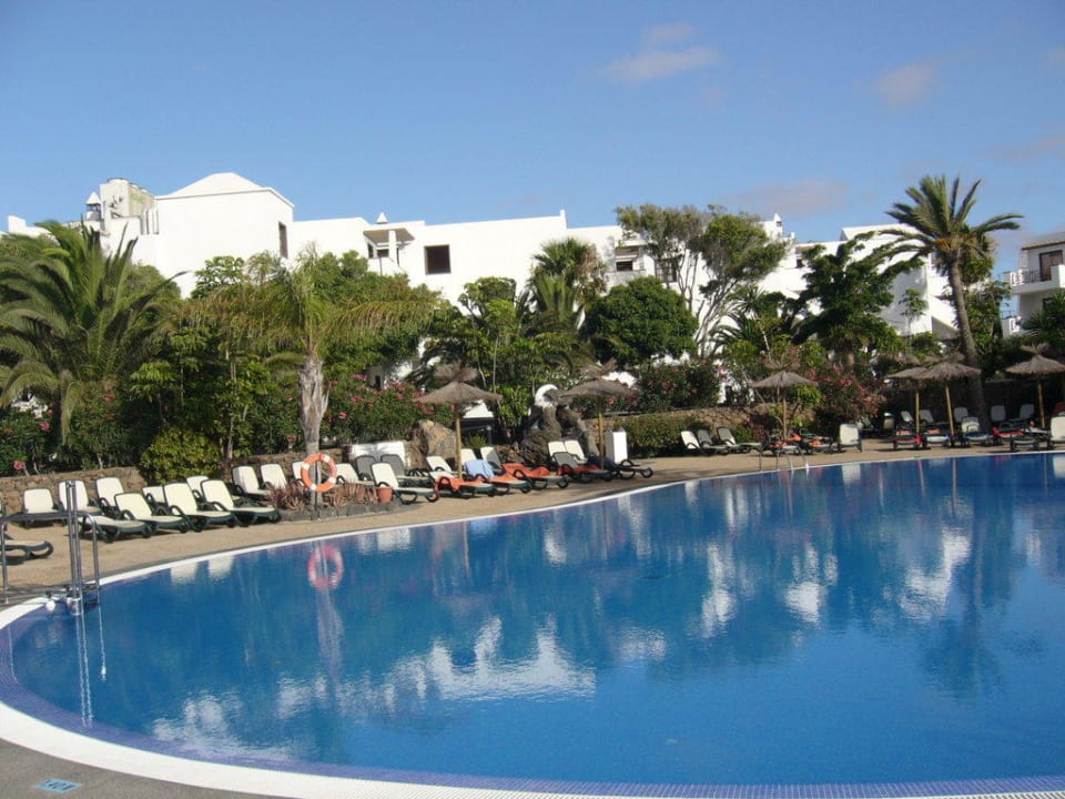 Eltern-Poollandschaft allsun App.-Hotel Albatros