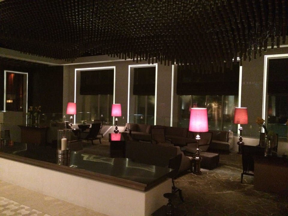 Ein Teil der Halle Park Hyatt Abu Dhabi Hotel and Villas