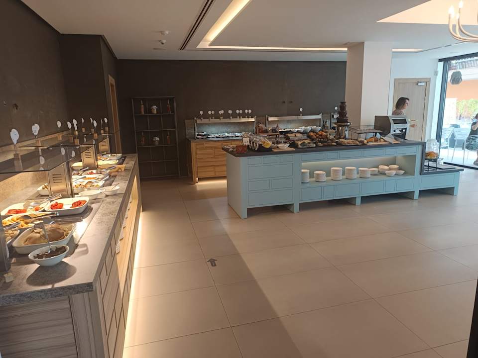 Gastro Kyrat Amarac Suites