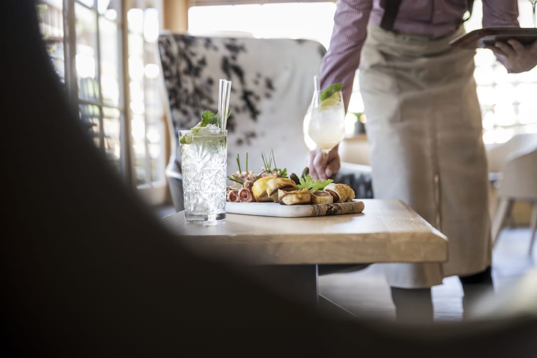 Gastro Post Alpina - Family Mountain Chalets