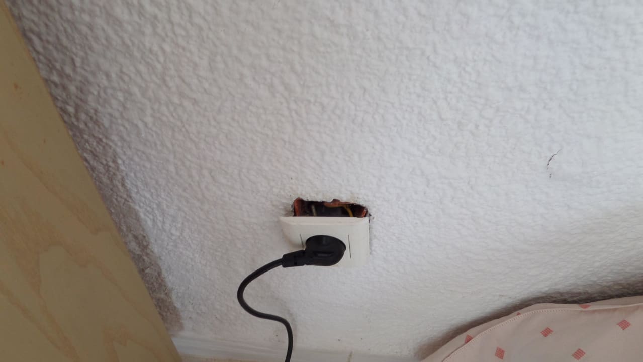 Steckdose vom Kühlschrank Hotel El Mouradi Djerba Menzel