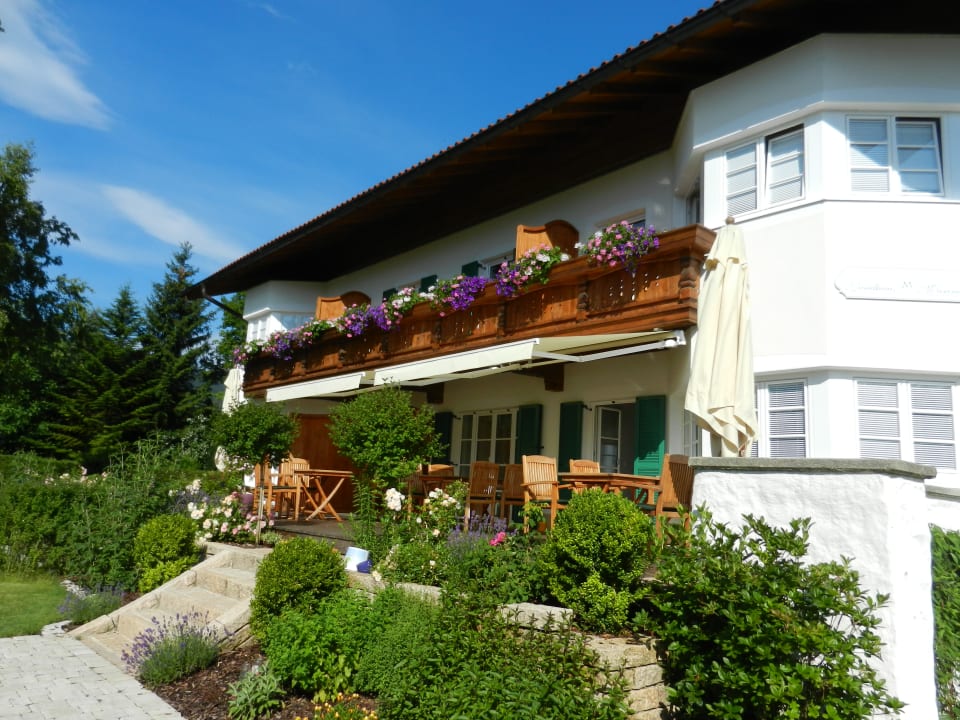 Gartenanlage Landhaus Marinella