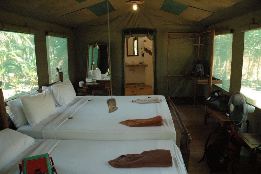 Schlafbereich im Luxuszelt Elephant Hills