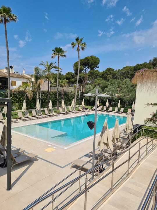 Pool Paradiso Garden