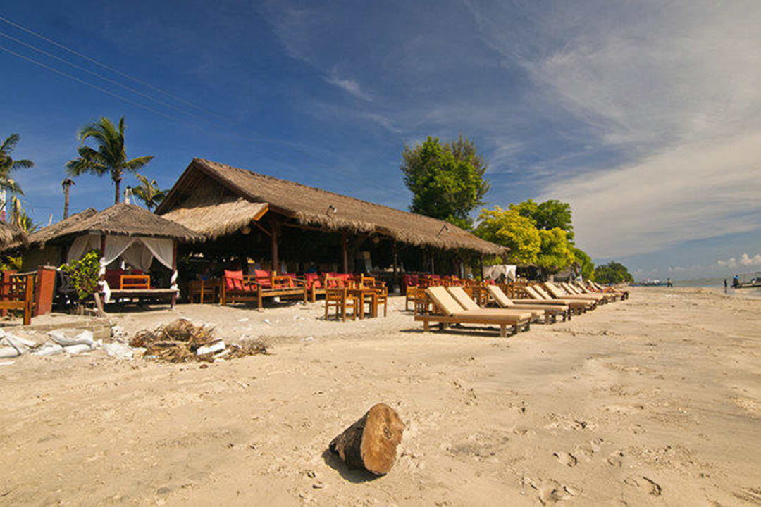 Chill Out Beach Bar Chill Out Bungalows