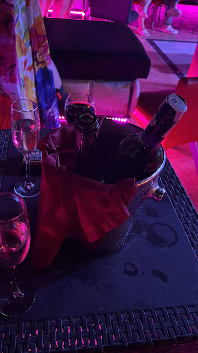 Gastro King Tut Resort