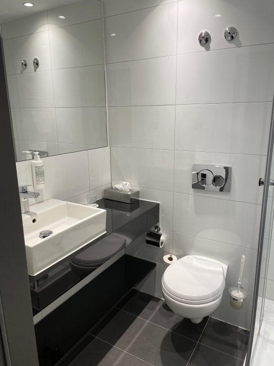 Zimmer Spark by Hilton Wuppertal City Centre