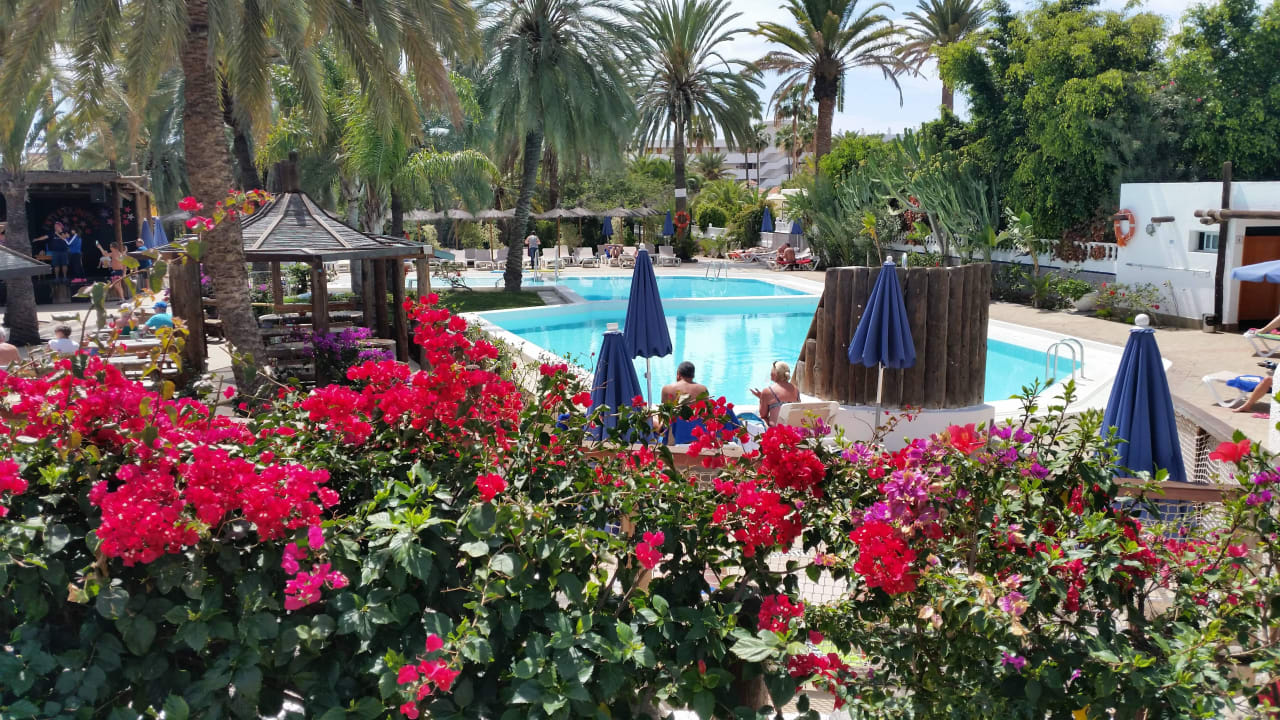 Der Pool HL Miraflor Suites Hotel