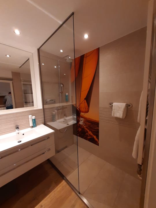 Zimmer Victoria Suites