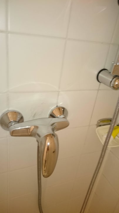 Dusche  IFA Alpenrose Hotel Kleinwalsertal