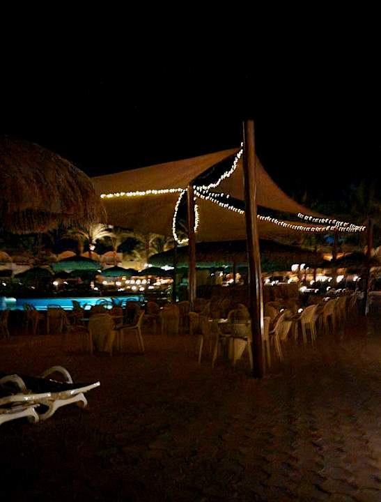 Gartenanlage Three Corners Sea Beach Resort