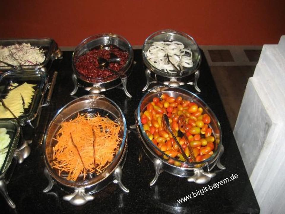 Frühstück The Fair House Beach Resort