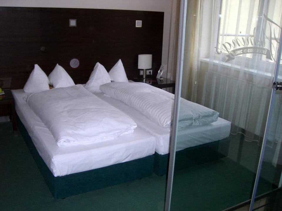 Doppelbett Flemings Hotel Wien-Stadthalle