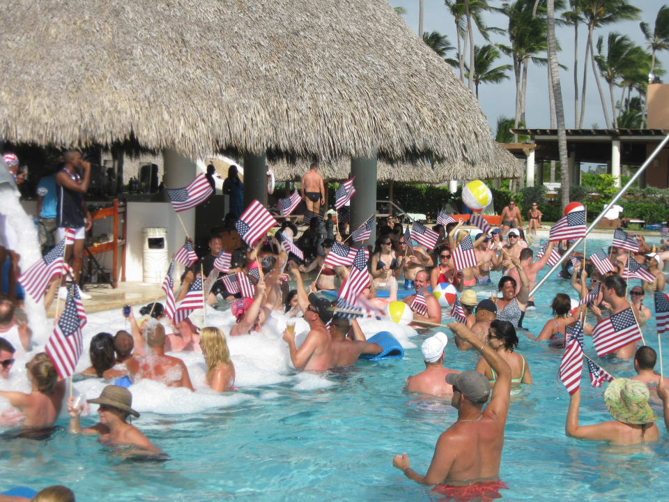 Independensday Party Secrets Royal Beach Punta Cana - Adults only