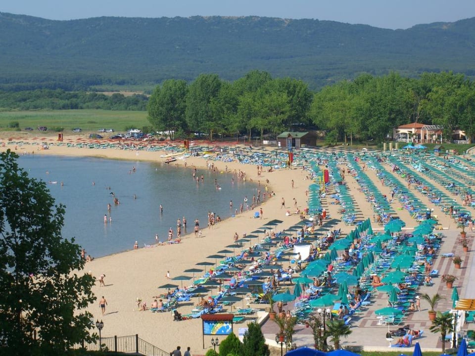 Strand vom benachbarten Hotel aus Duni Royal Resort - Marina Beach