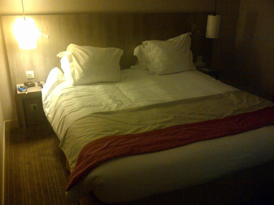 Sehr gutes Bett Mercure Hotel Dinan Port Le Jerzual