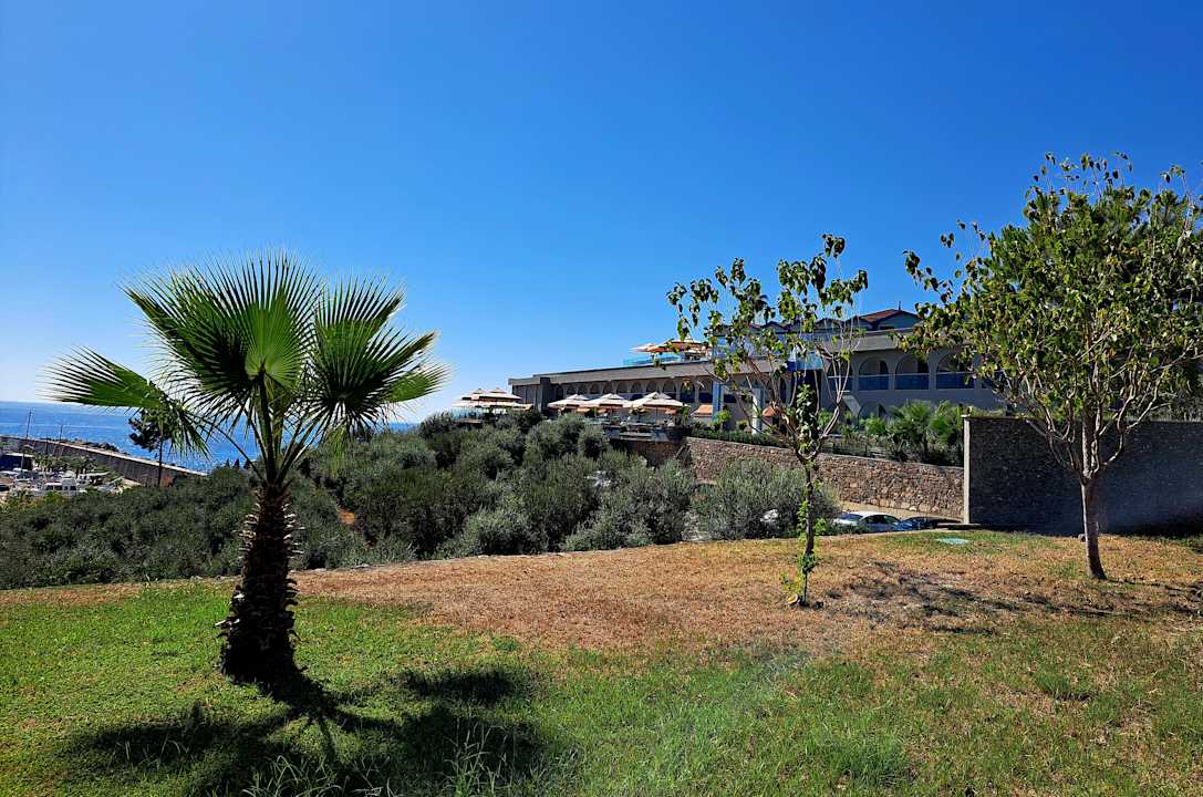 Gartenanlage Ada Port Hotel Adults Only