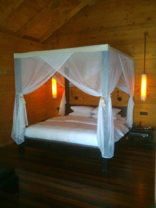 Unser Himmelbett Meeru Maldives Resort Island