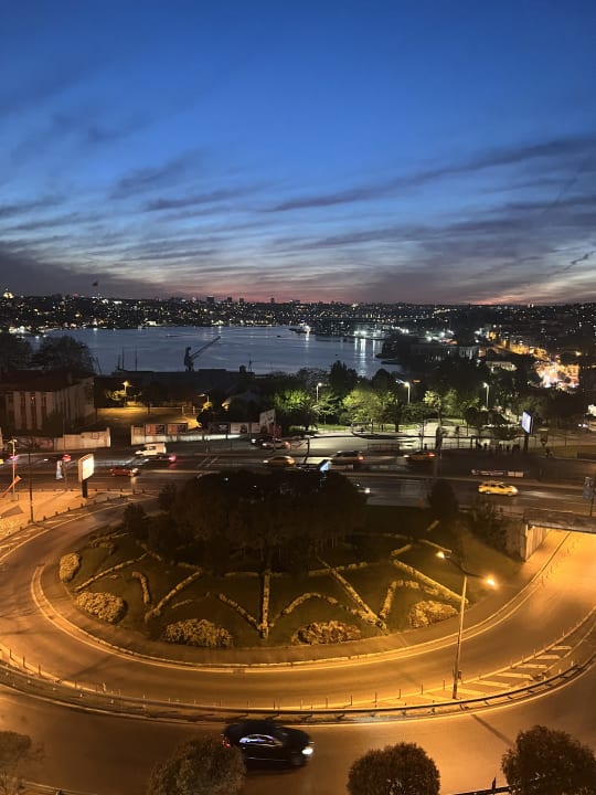 Ausblick Art Nouveau Pera