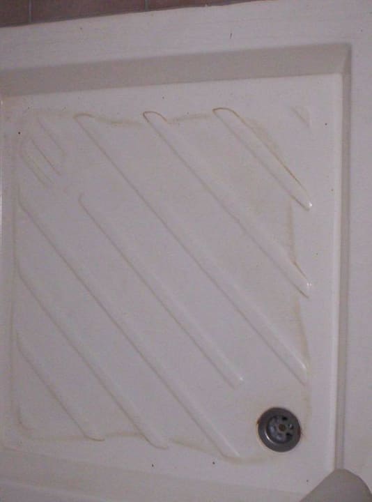 Die Duschwanne Gold Twins Suit Otel