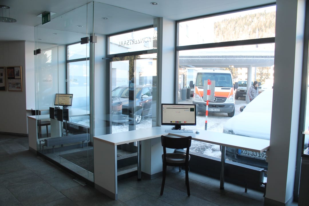 Die beiden Gäste-PCs im Laudinella Hotel Laudinella