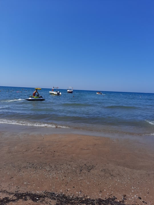 Strand Castival Hotel