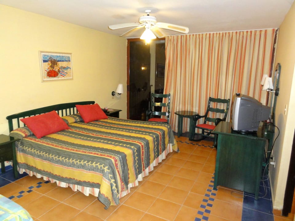 Standardzimmer 1206 innen Hotel Sol Cayo Santa Maria
