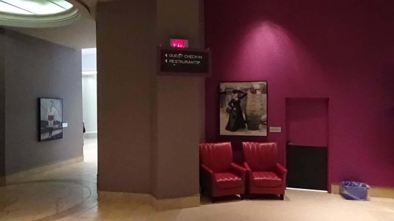 Car Parking... Hilton Niagara Falls / Fallsview Hotel & Suites