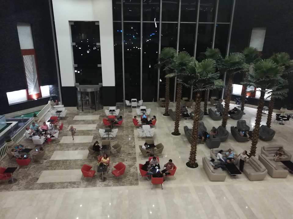 Lobby Serenity Alma Heights