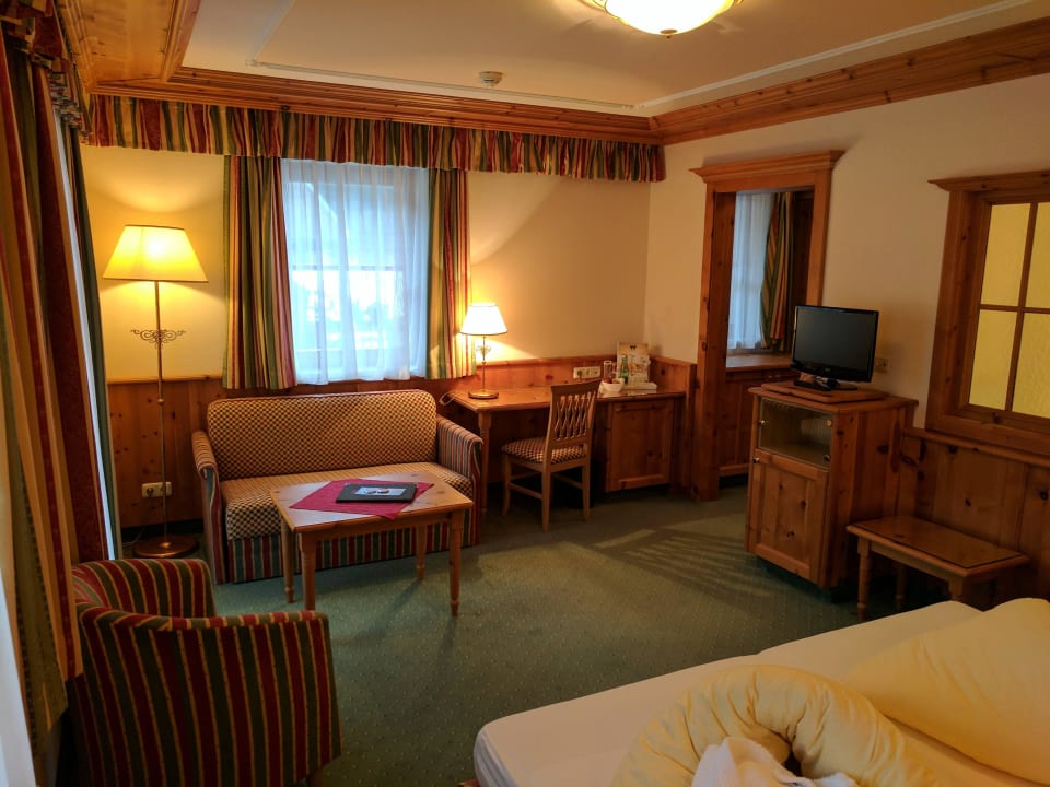 Schlaf-/Wohnbereich Waidringer Hof · 1. Tiroler Glückshotel