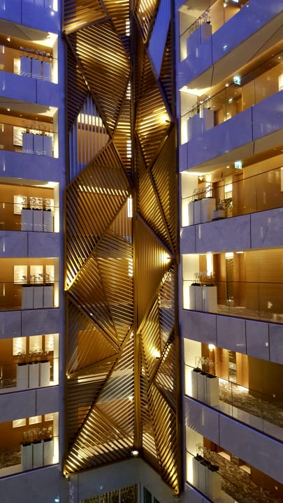 Lobby Al Bandar Rotana - Creek