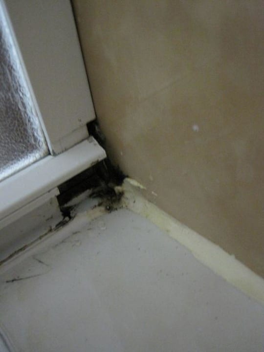 Dusche/ Badewanne Club Turtas Beach Hotel