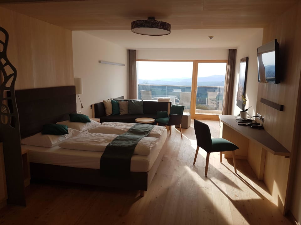 Zimmer 23 Richtung Fenster Thula Wellnesshotel Bayerischer Wald