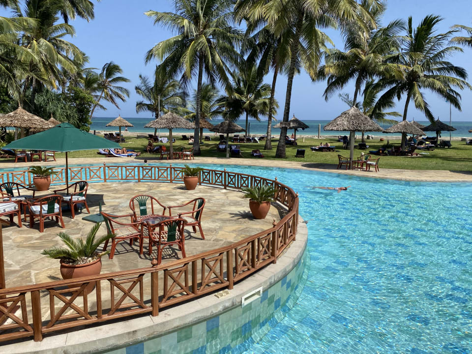 Pool Neptune Palm Beach Boutique Resort & Spa