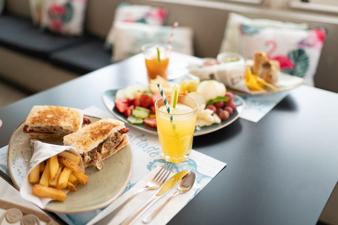 Gastro Hotel Gold by Marina