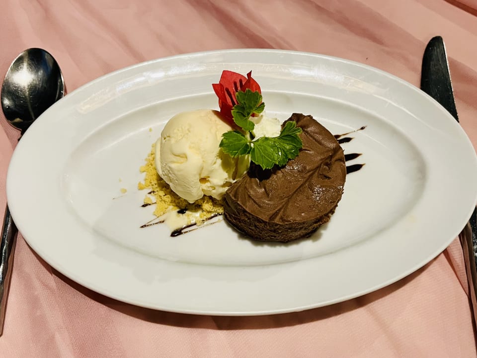 Gastro Dara Samui Beach Resort