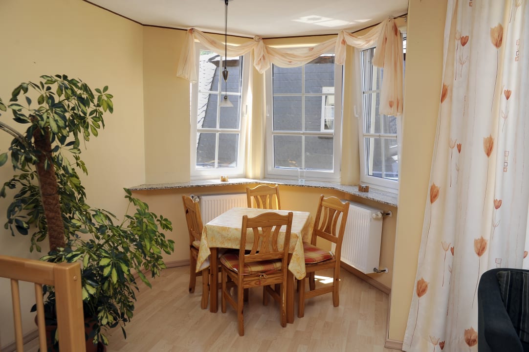 Zimmer Ferienweingut Gutshof Zenz