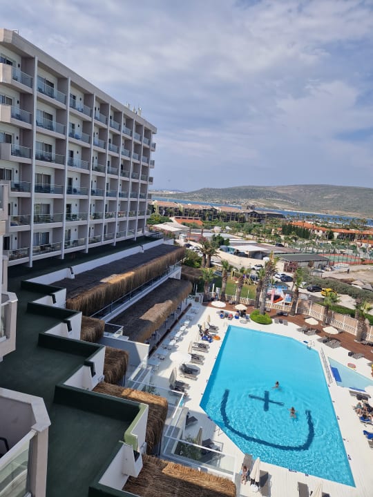 Ausblick Design Plus Seya Beach Hotel