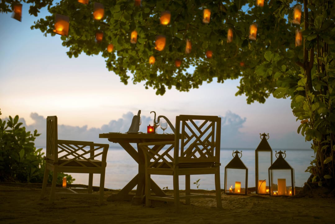 Beach Dinner STORY Seychelles