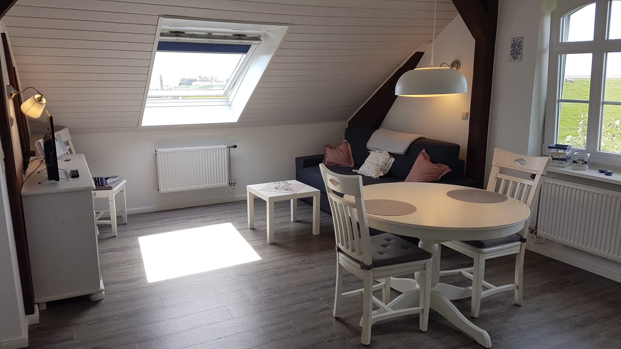 Zimmer Ferienhaus Hemenswarft direkt an der Nordsee mit Meerblick
