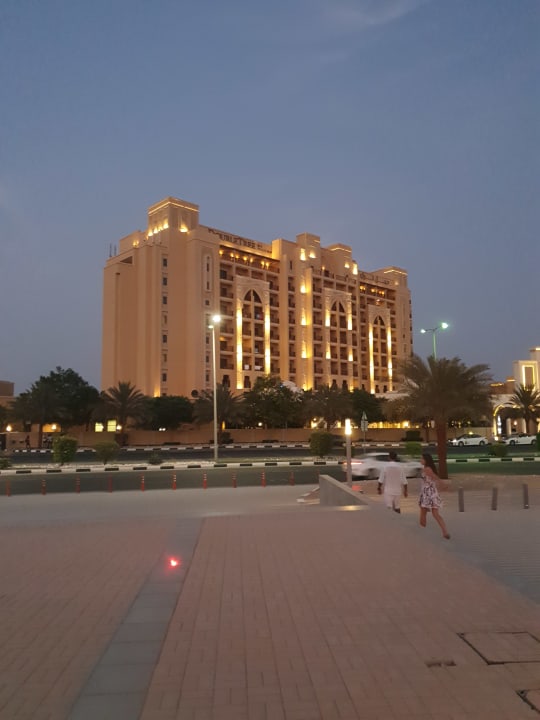 Außenansicht DoubleTree by Hilton Resort & Spa Marjan Island