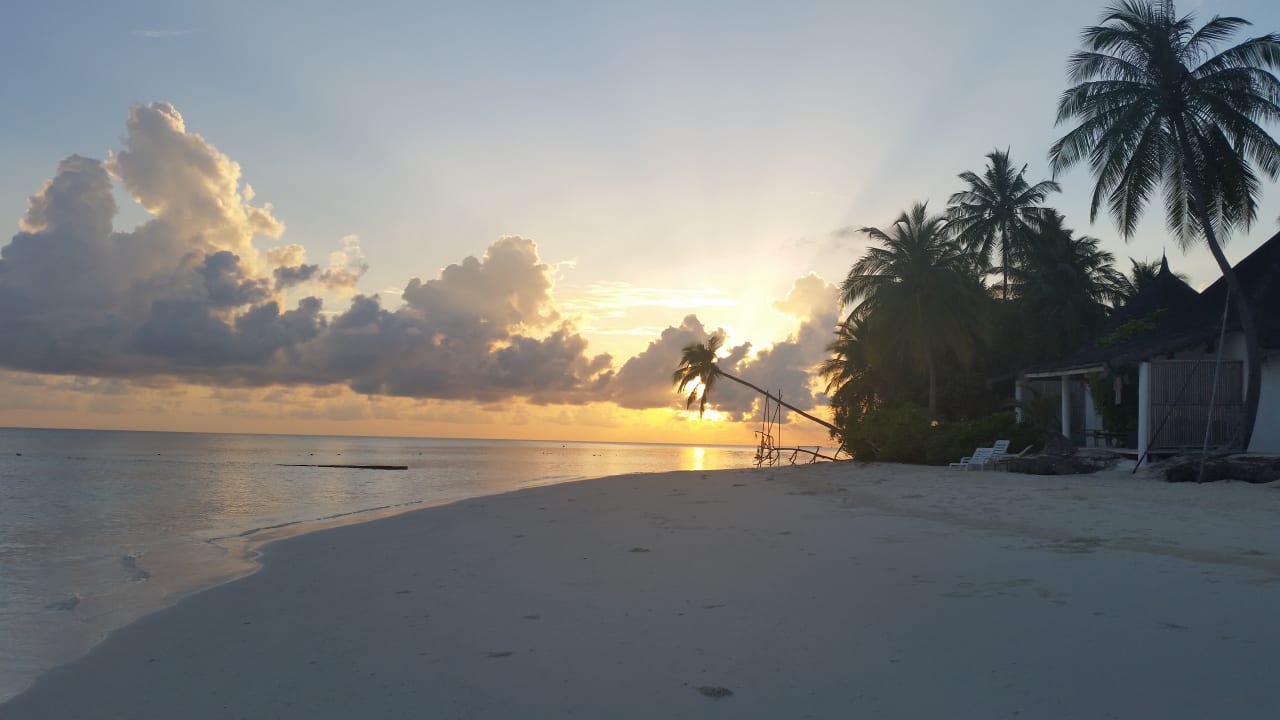 Strand Angaga Island Resort