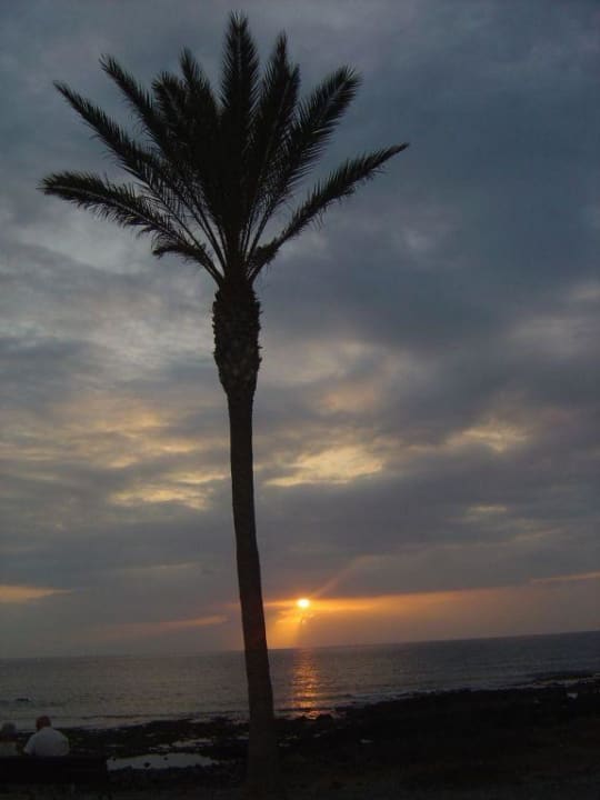 Sonnenuntergang am Strand Park Club Europe