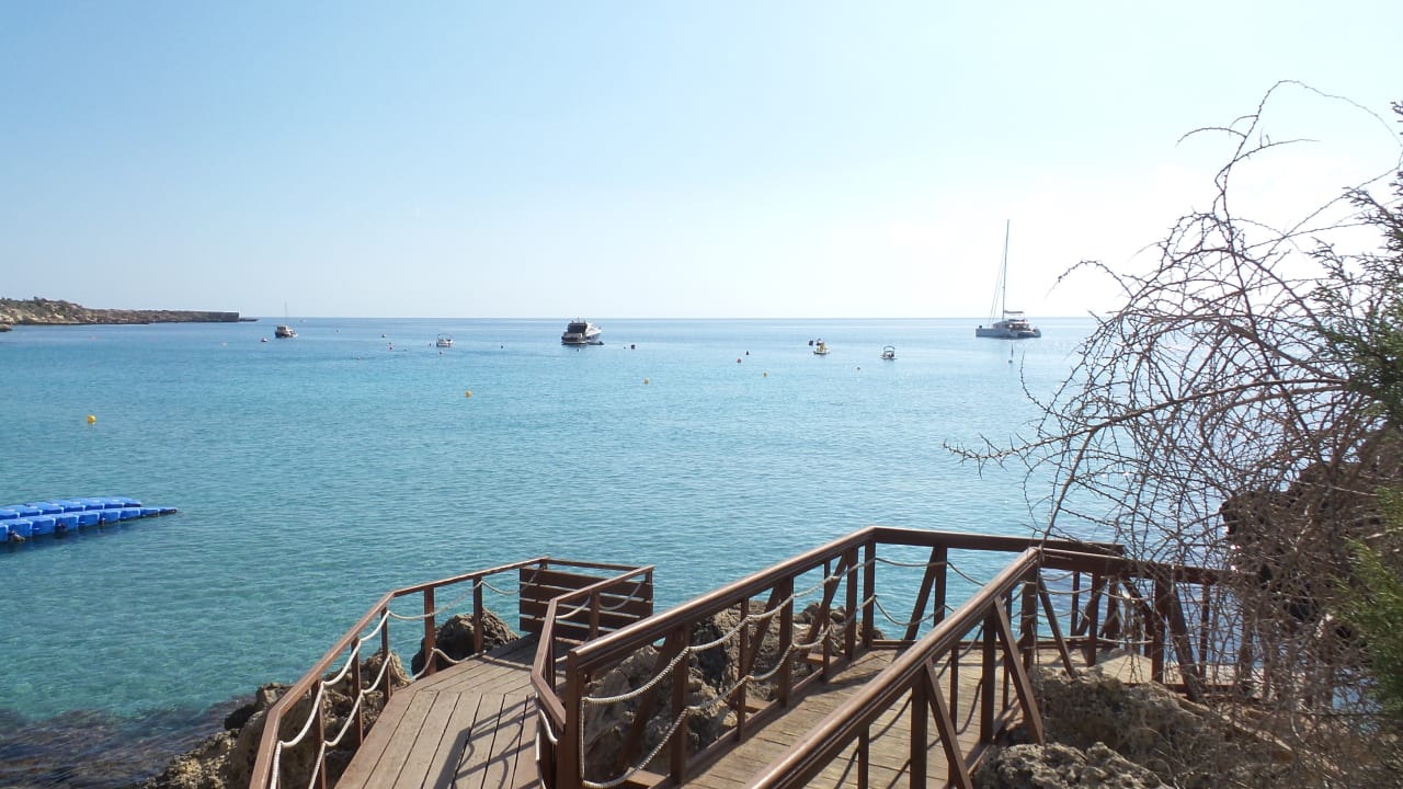 Strand Hotel Grecian Park