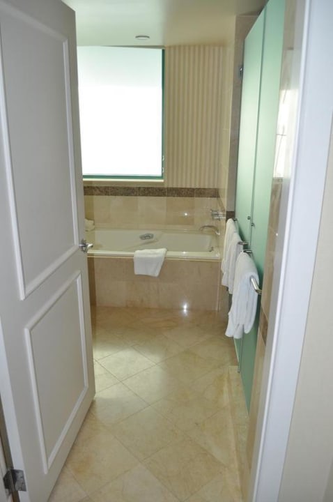 Bad Diplomat Resort & Spa Hollywood, Curio Collection by Hilton