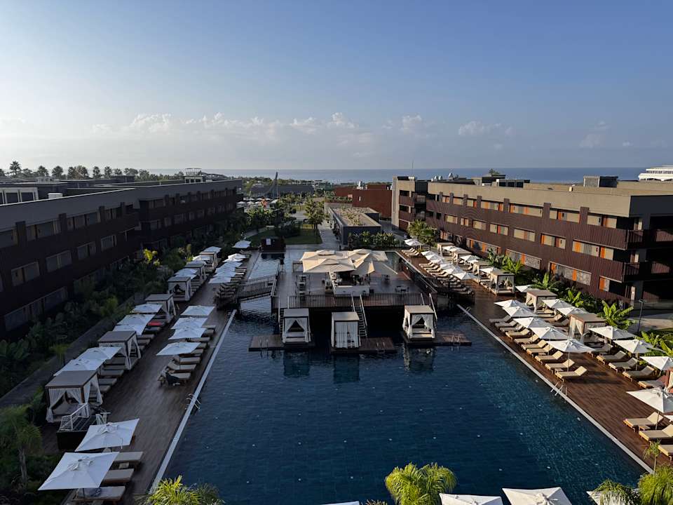 Pool Jacaranda Luxury Resort