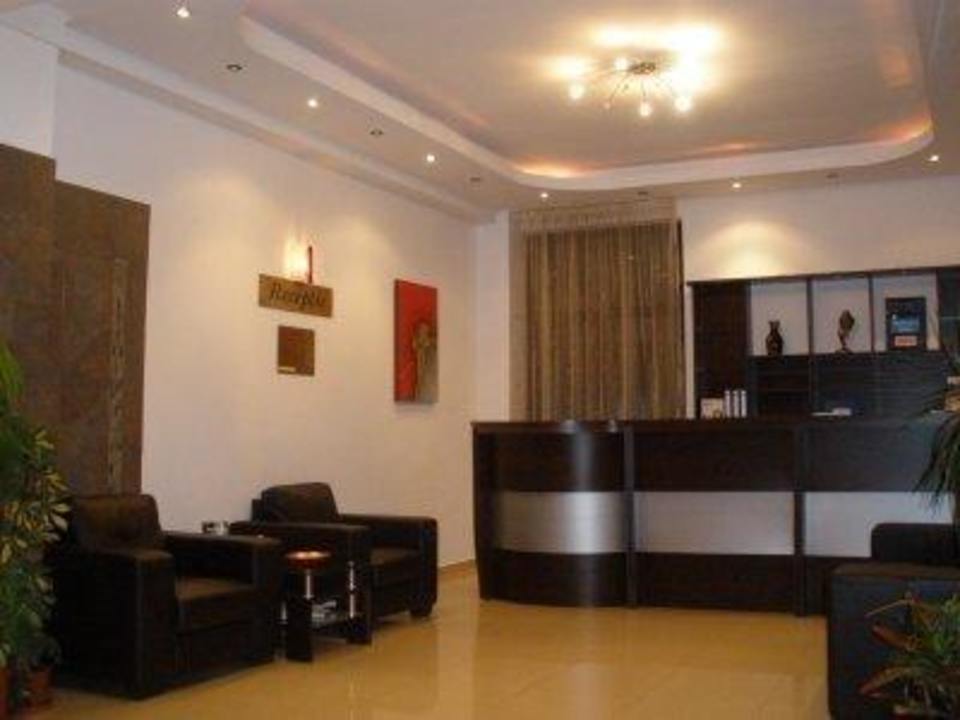 Reception lobby Hotel Noblesse