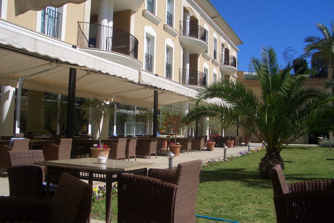 Frühstücksterrasse Grupotel Playa de Palma Suites & Spa