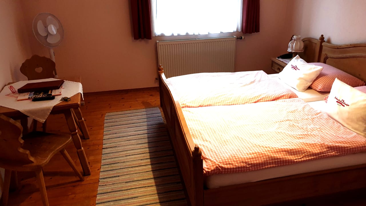 Zimmer Hotel Perbersdorfer Heuriger